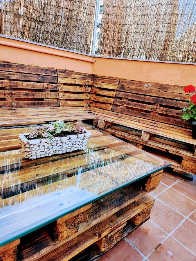 Estudio Con Terraza Badalona Hotel Exterior photo