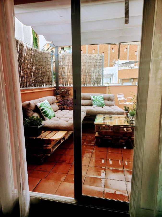 Estudio Con Terraza Badalona Hotel Exterior photo